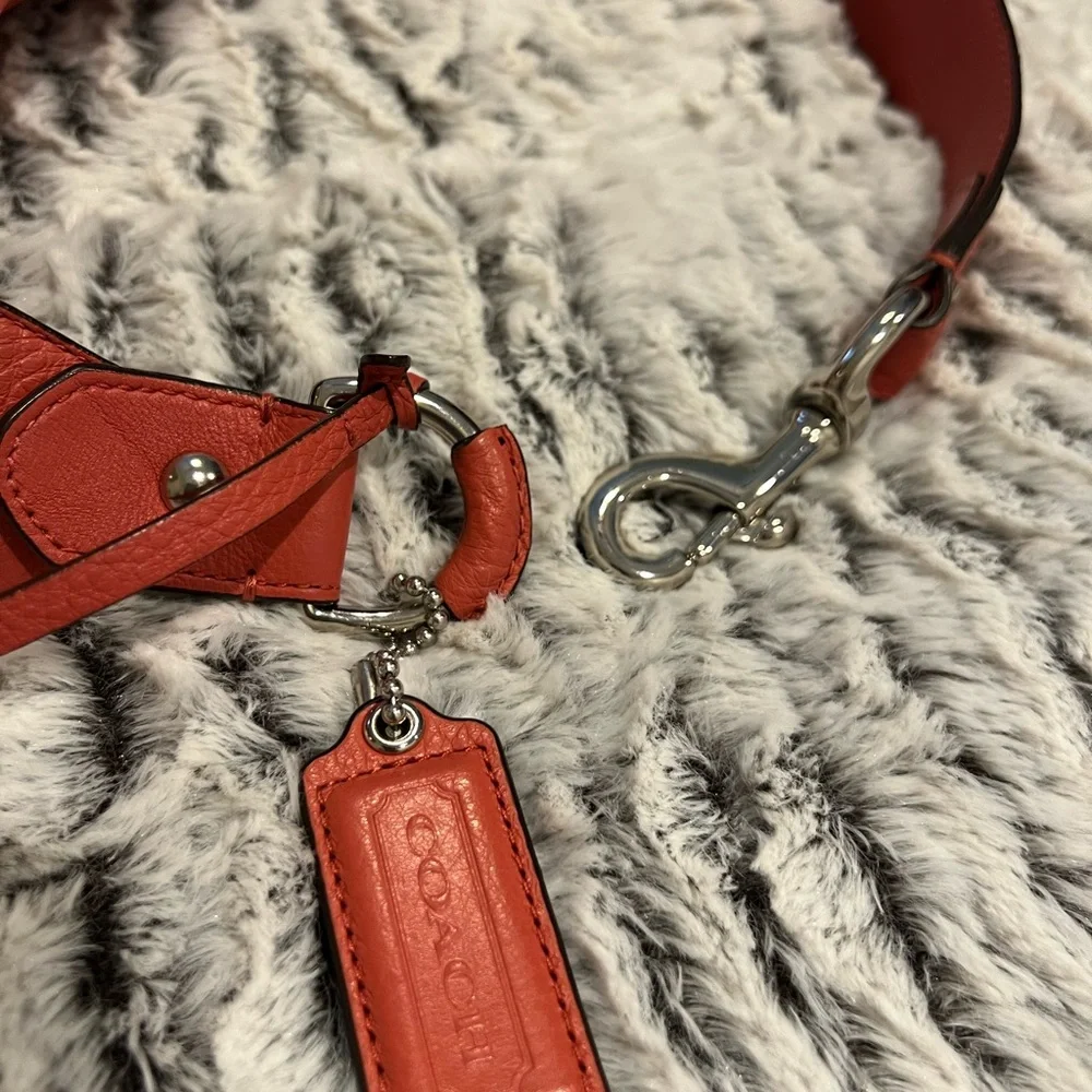 Coach Avery Sienna Soft Pebble Leather Large Hobo bag